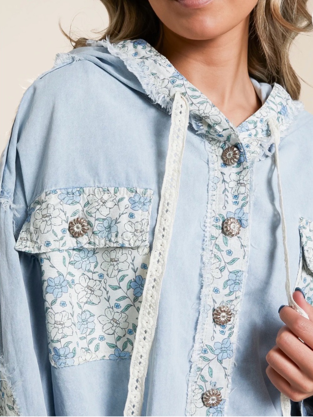 POL Light Weight Blue and  Floral Hooded Denim Shirt Jacket - Picture 4 of 8
